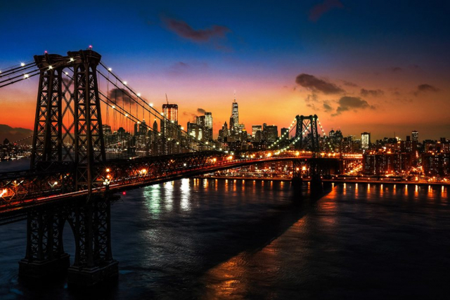 Colorful Sunset over the NYC Williamsburg Bridge 01